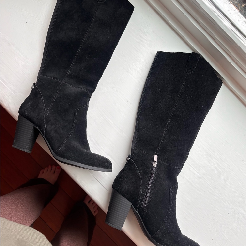 Koolaburra Black Suede Mid-Calf Block Heel Boots